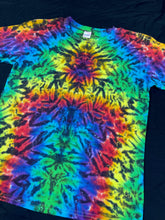 Load image into Gallery viewer, Lg youth Gildan T-Shirt
