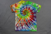 Load image into Gallery viewer, Sm. Gildan T-shirt
