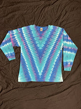 Load image into Gallery viewer, Lg Youth Gildan Unisex Long Sleeve Shirt
