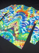 Load image into Gallery viewer, XL Gildan Long sleeve
