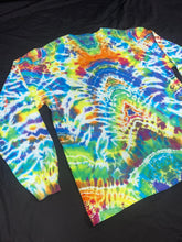 Load image into Gallery viewer, XL Gildan Long sleeve
