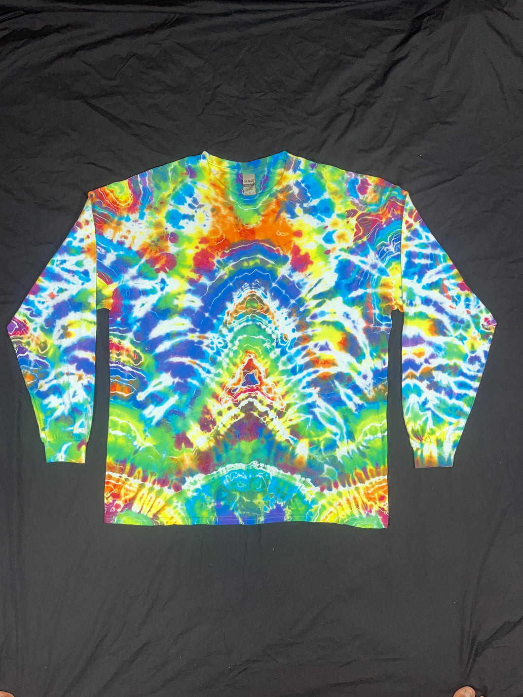 XL Gildan Long sleeve